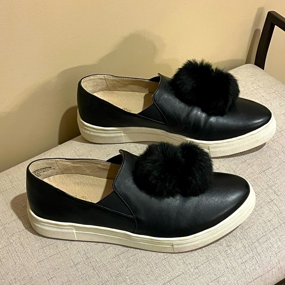 Seychelles Game On Platform Pom Pom Sneakers Leather Slip-Ons, Size 7